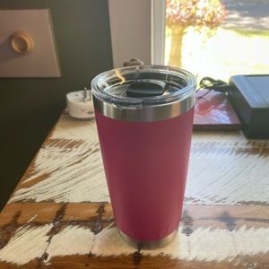 Yeti 20 oz tumbler pink